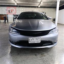 Chrysler 200